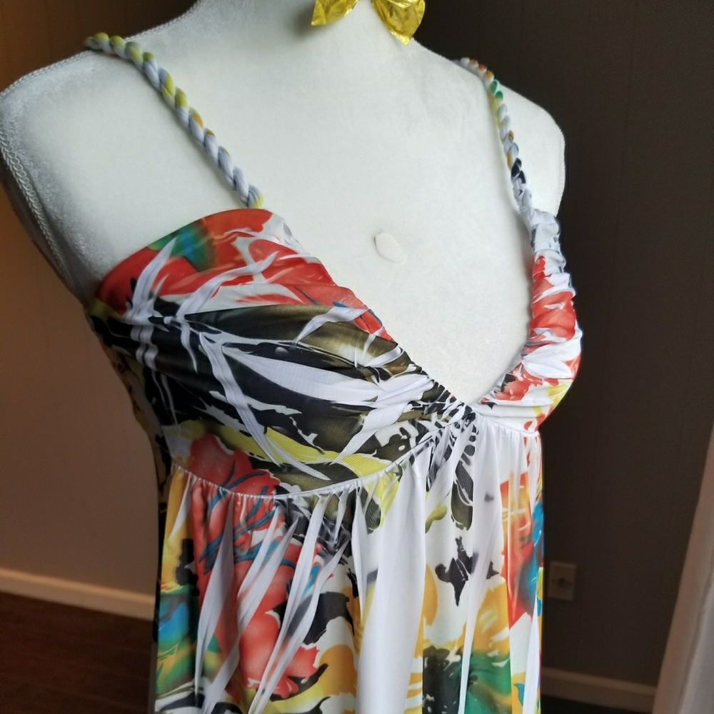 Floral Maxi Halter dress - Picture 4 of 7